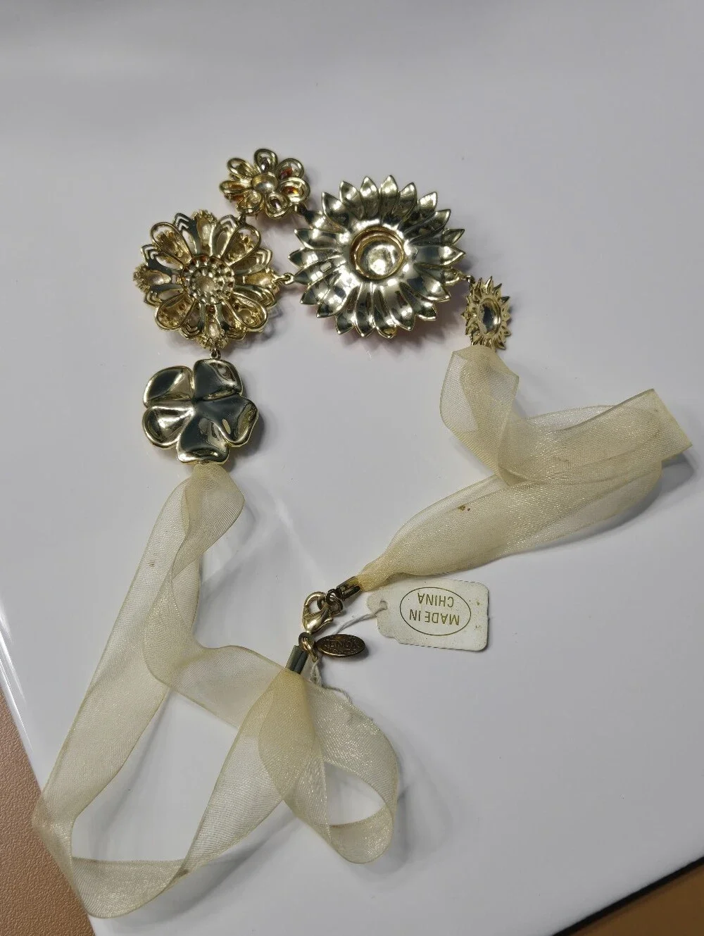 Lenox Vintage Enamel Crystal flower and ribbon necklace